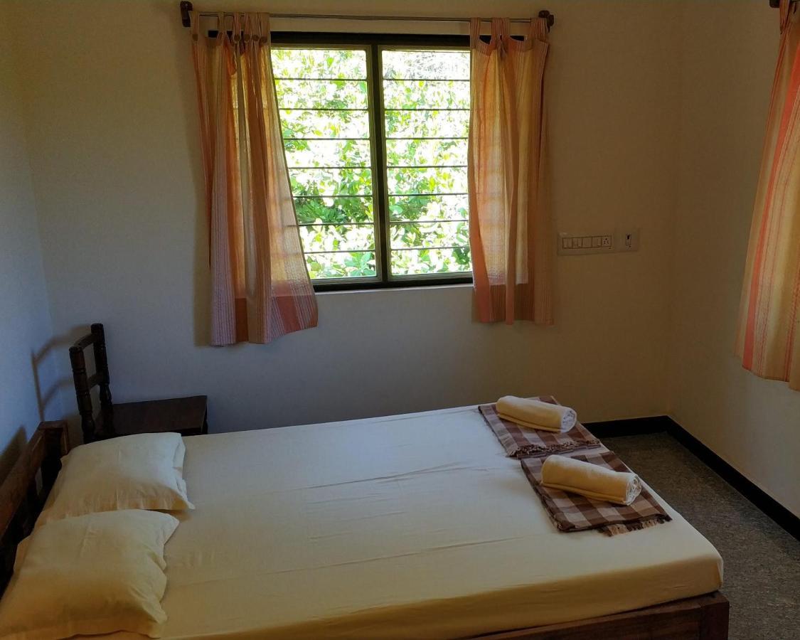 Lotus Garden Guest House 오로빌 외부 사진