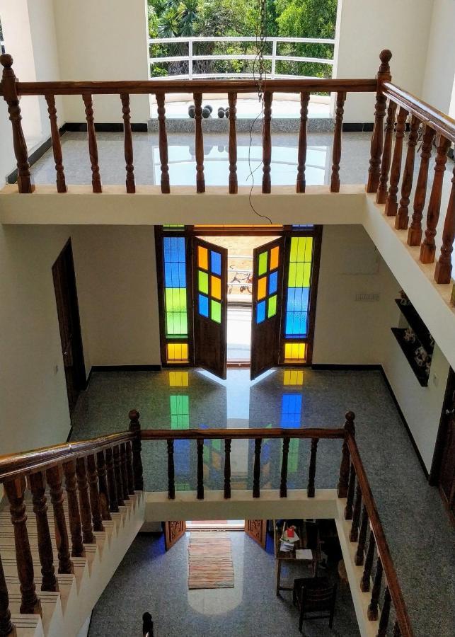 Lotus Garden Guest House 오로빌 외부 사진
